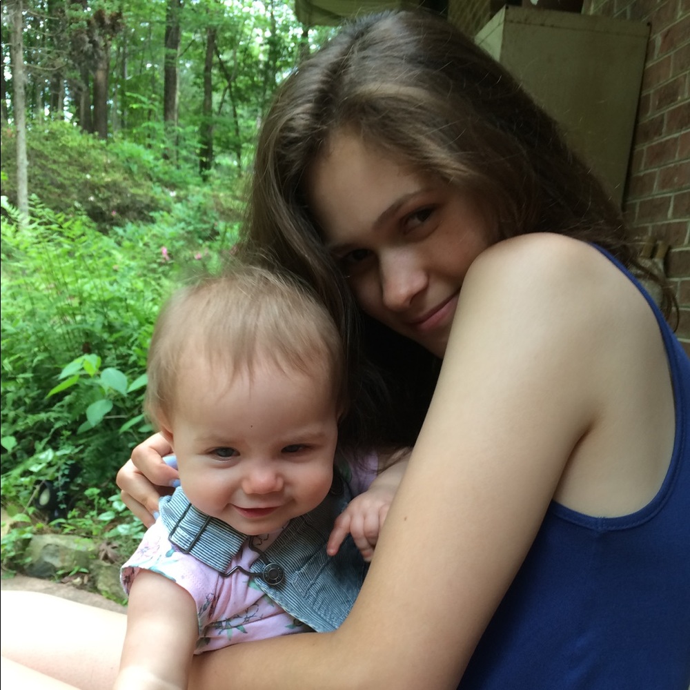 Meet your Posher, Lily